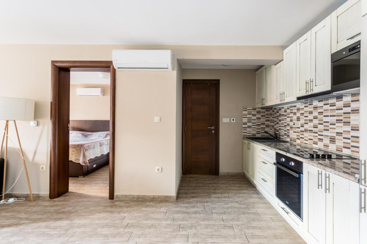 Keystone Apartments Donji Morinj Exterior foto